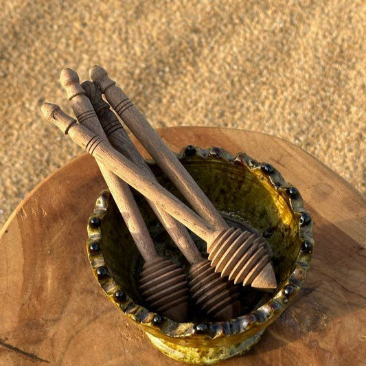 Cuillère à Miel Artisanale en Bois de Noyer 🇲🇦✨