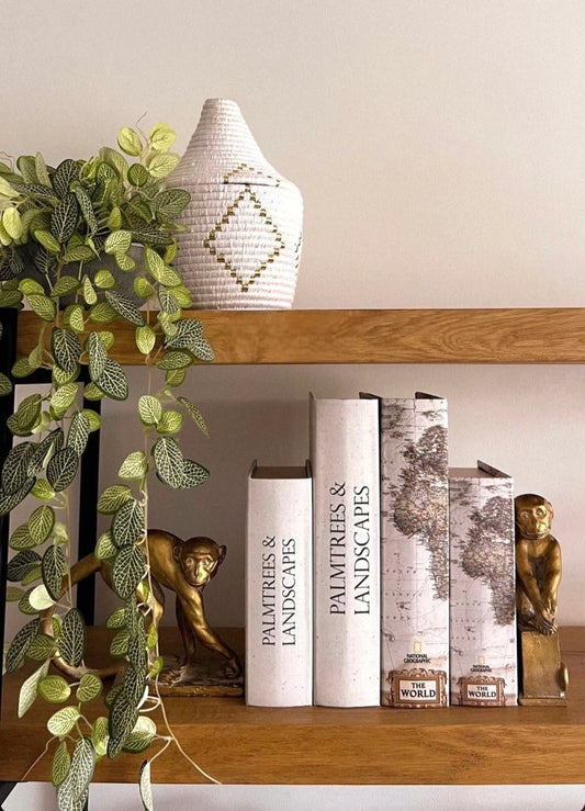 Panier Décoratif Marocain Tissé à la Main – Blanc & Doré