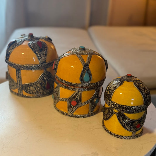 VENDU Coffret “Les Lumières du Maroc” — Bougies artisanales Zayyan (lot de 3 pièces uniques)