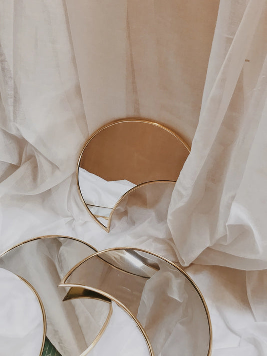 Miroir Lune en Laiton – Artisanat Marocain